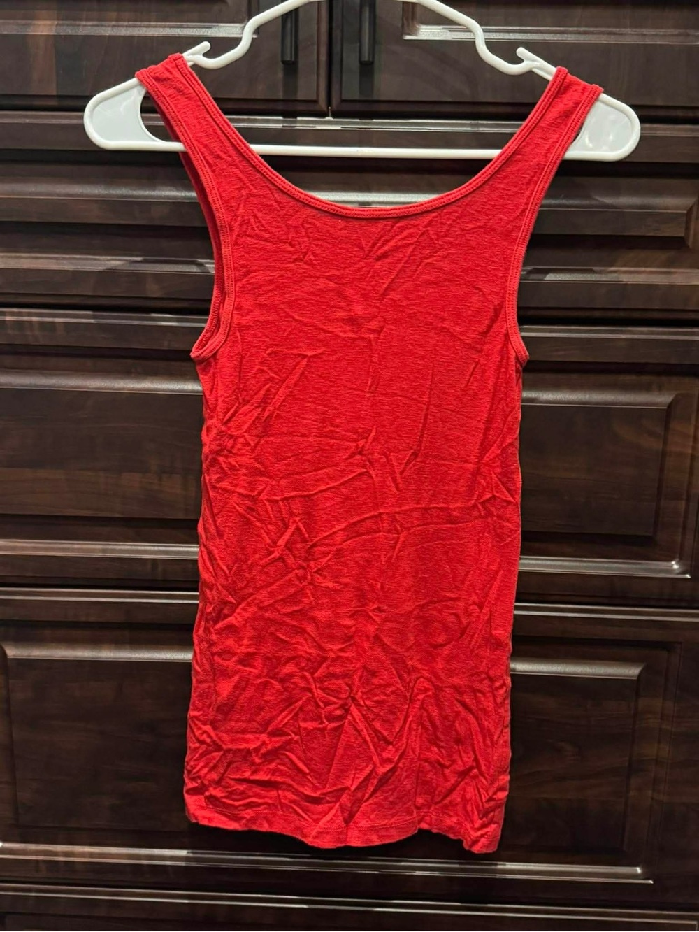 Click around & find out bcg Red Scoop Neck Tank with Circular Patch SMALL - Picture 4 of 5